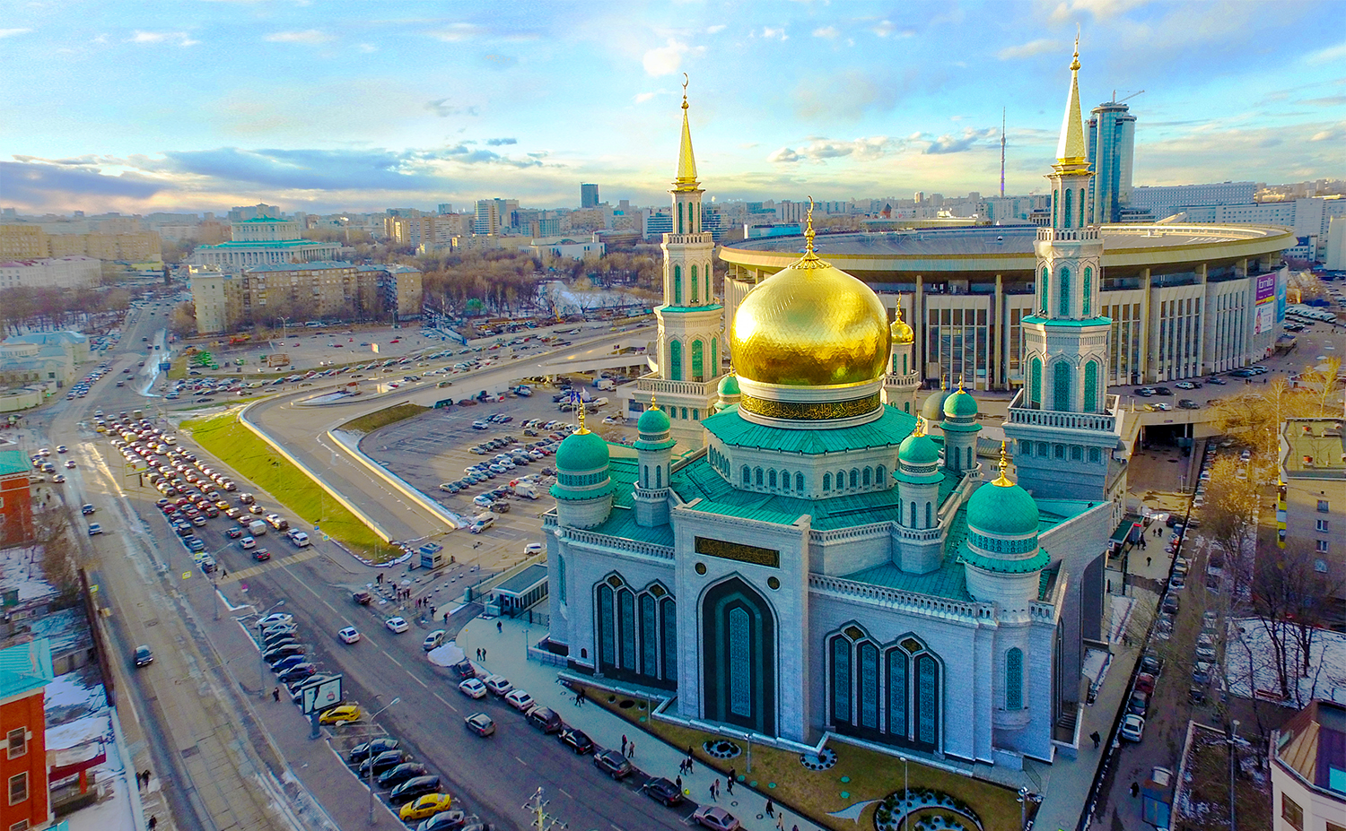 Мечети москвы фото. Московская Соборная мечеть. Главный в Московской Соборной мечети.